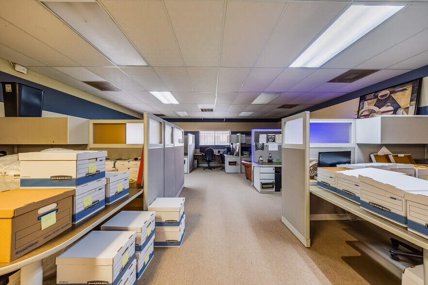 More Photos Of 27228 E Hardy Rd, Spring Warehouse For Sale