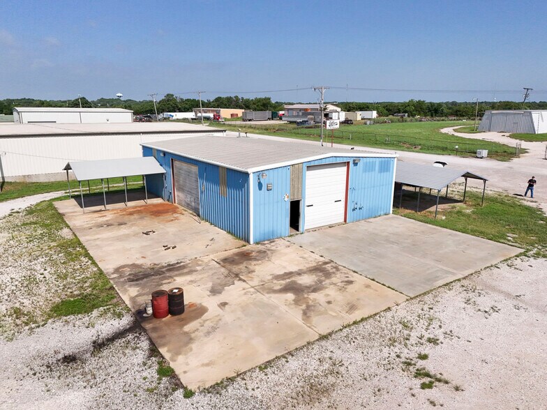 More Photos Of 3315 Central Ave, Winfield Warehouse For Sale