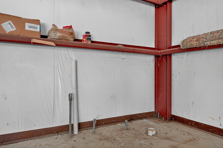 More Photos Of 0 Hwy 80, Mineola Industrial For Sale