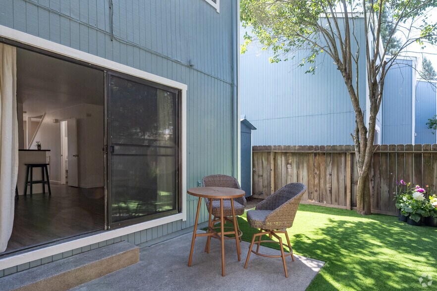 More Photos Of 801 Dutton Ave, Santa Rosa Apartments For Sale