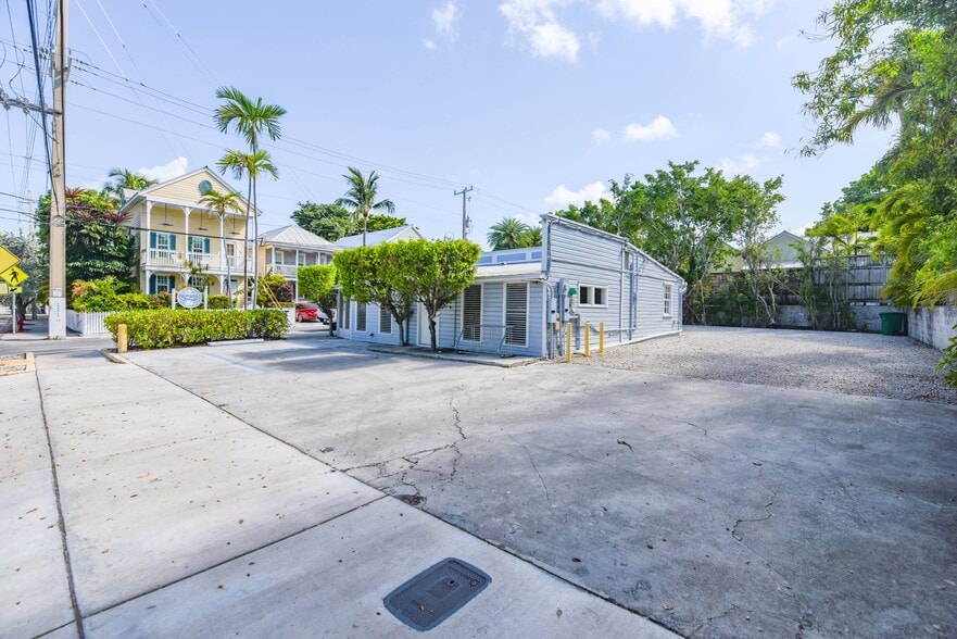 More Photos Of 701 Simonton St, Key West Office For Sale