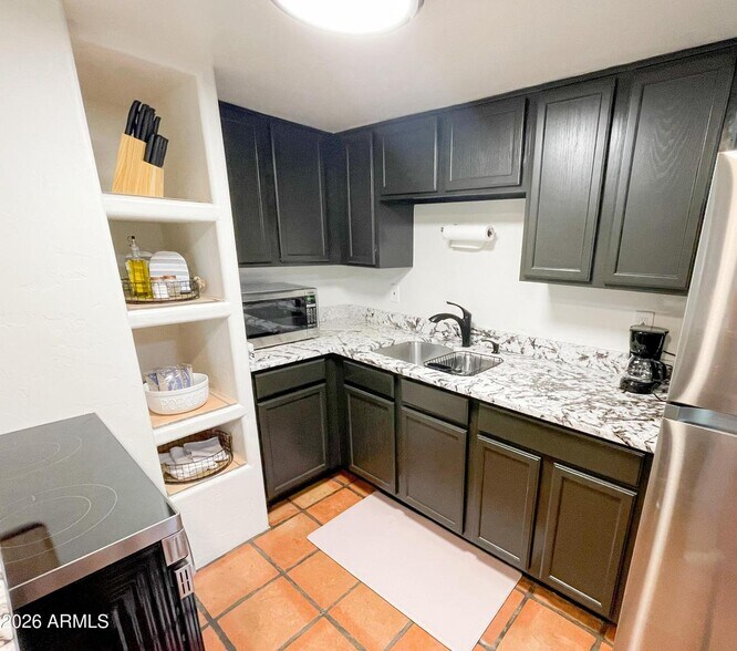 More Photos Of 936 E Navajo Rd, Tucson Apartments For Sale