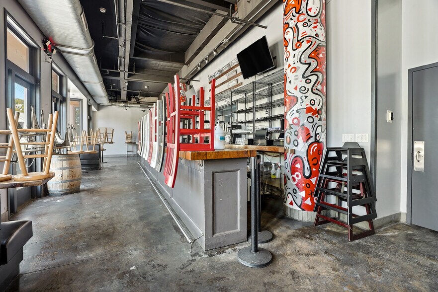 More Photos Of 47 S Water St, Peekskill Light Manufacturing For Lease