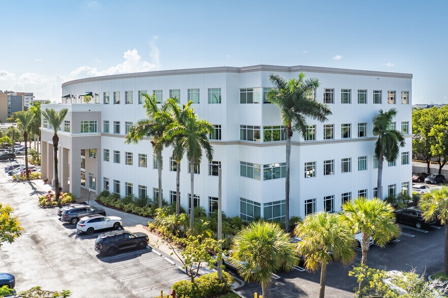 More Photos Of 8200 NW 41st St, Miami Office For Lease