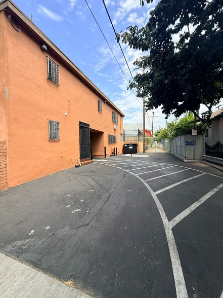 More Photos Of 4330 S Broadway, Los Angeles Hotel For Sale