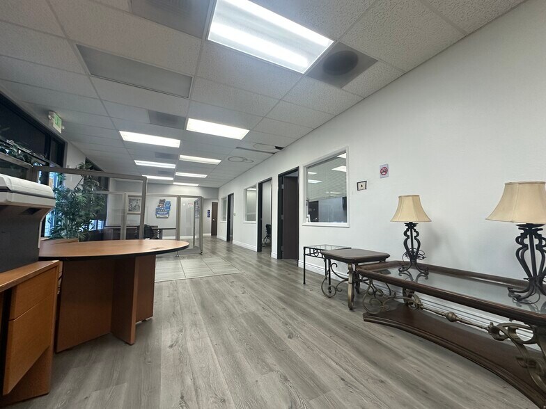 More Photos Of 1520 N Texas St, Fairfield Auto Dealership For Lease