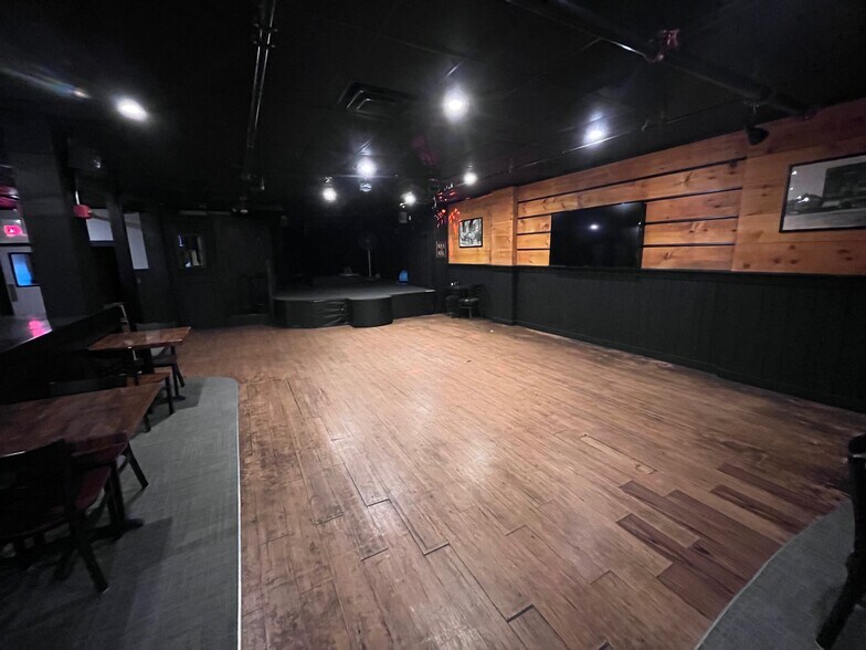 More Photos Of 27-45 Lafayette Sq, Haverhill Office For Lease