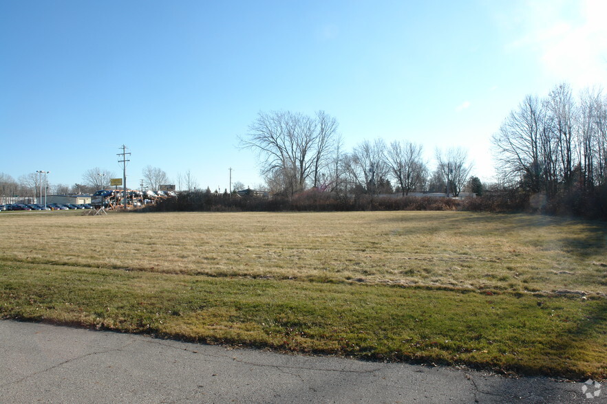 Primary Photo Of 855 S Nicolet Rd, Appleton Land For Sale