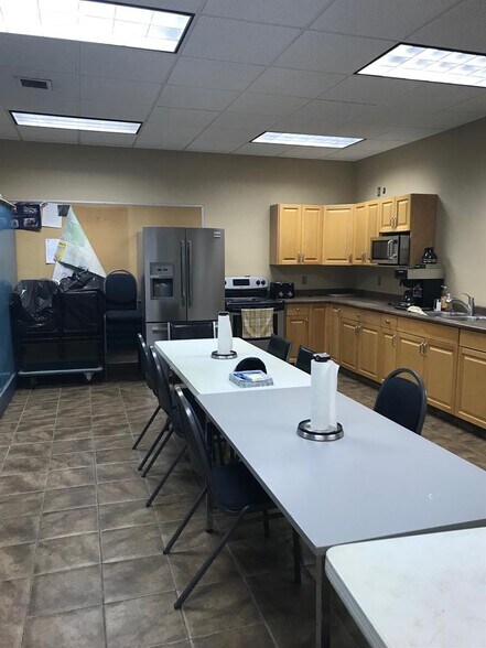 More Photos Of 100-3 Street, Beaverlodge Truck Terminal For Sale