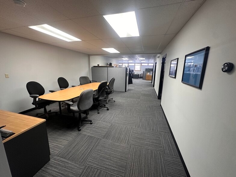 More Photos Of 5171 Plainfield Ave NE, Grand Rapids Medical For Lease