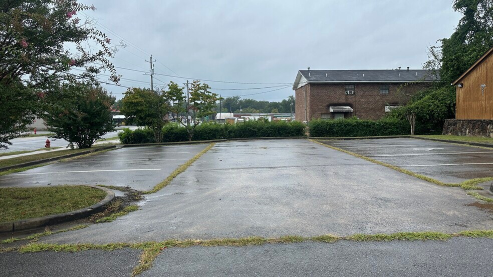 More Photos Of 812 S Main St, Cedartown Healthcare For Sale