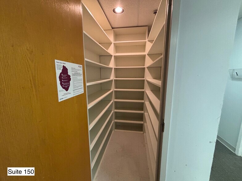 More Photos Of 14100 Fivay Rd, Hudson Medical For Lease