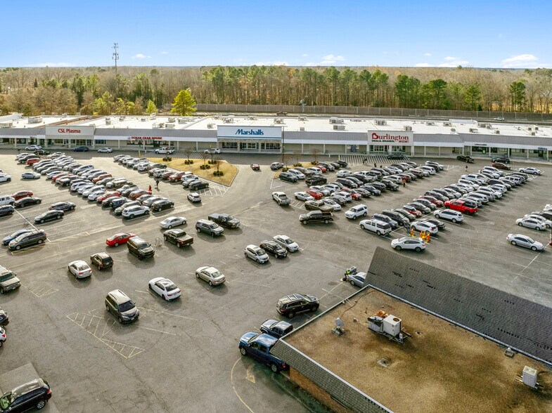 More Photos Of 5700-5760 Hopkins Rd, Richmond Storefront For Sale