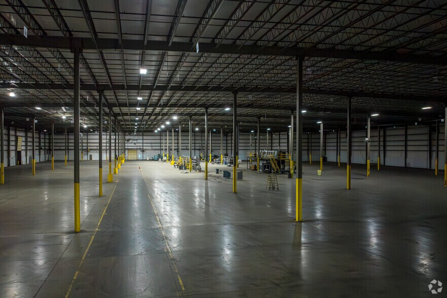 More Photos Of 49 E 3rd Ave, Toppenish Warehouse For Sale