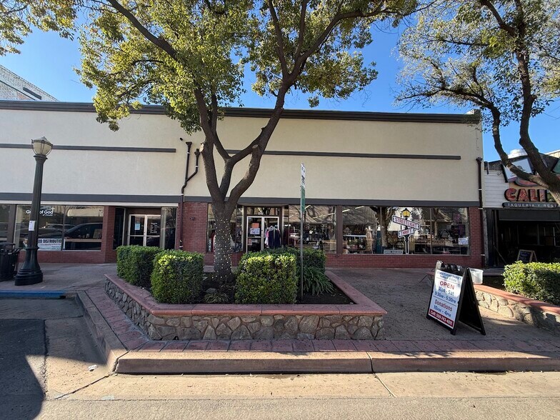 More Photos Of 137 N L St, Dinuba Storefront Retail Residential For Sale