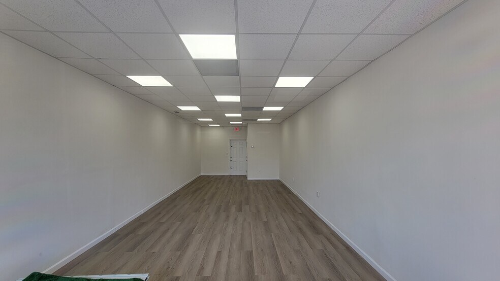 More Photos Of 3325 Griffin Rd, Fort Lauderdale Freestanding For Lease