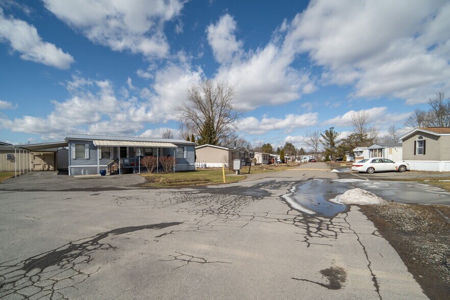 More Photos Of Graduate Drive, Ithaca Manufactured Housing Mobile Home Park For Sale