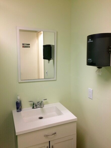 More Photos Of 500 Newfield Ave, Stamford Apartments For Lease