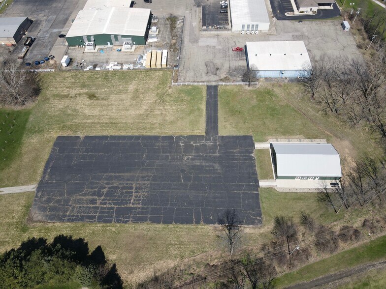 More Photos Of 988 State st, Cassopolis Specialty For Lease