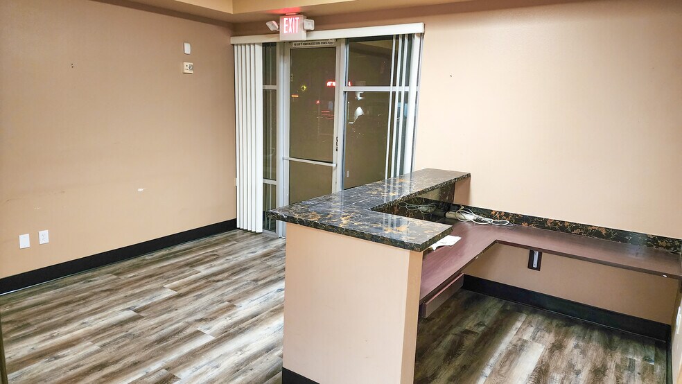 More Photos Of 5765 S Rainbow Blvd, Las Vegas Office For Lease