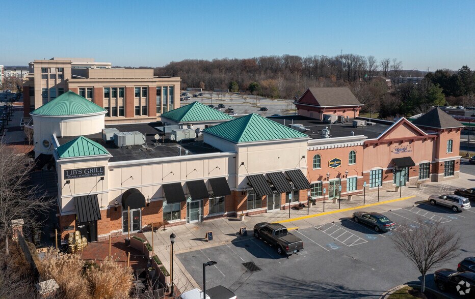 More Photos Of 8191 Maple Lawn Blvd, Fulton Freestanding For Lease