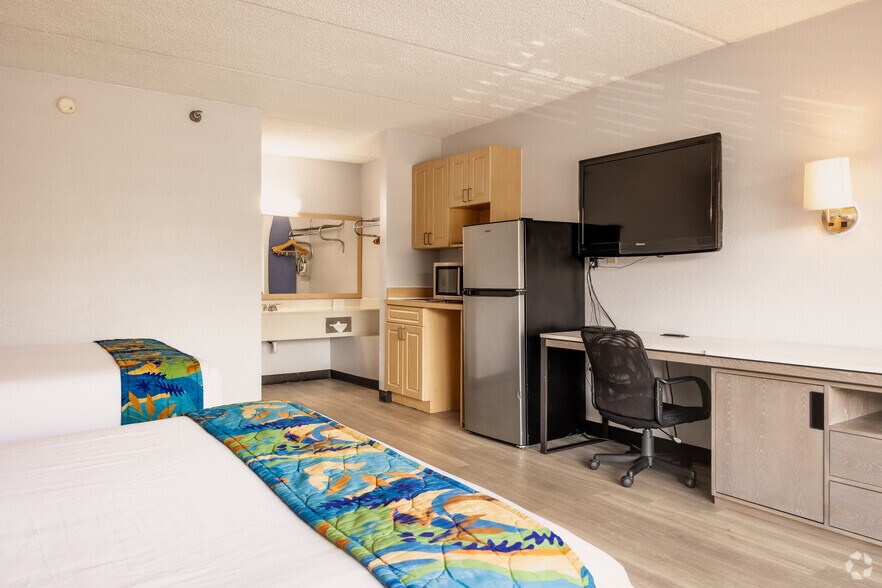 More Photos Of 4156 W Vine St, Kissimmee Hotel For Sale