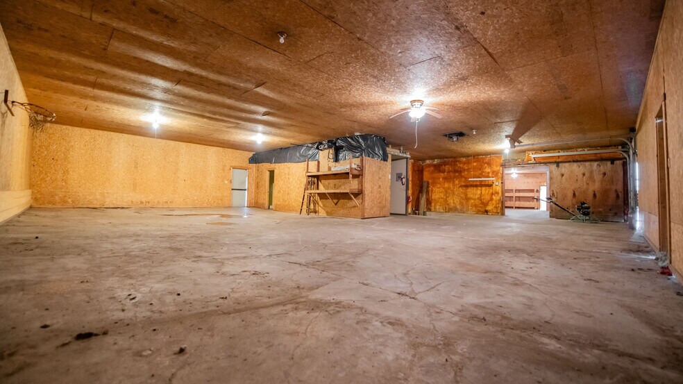 More Photos Of 2117 Webb St, Williamsport Freestanding For Sale