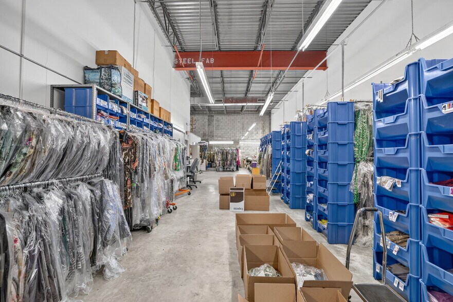 More Photos Of 2202-2204 W 78th St, Hialeah Warehouse For Sale
