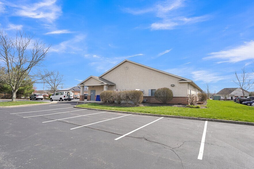 More Photos Of 40 Clairedan Dr, Powell Office For Lease