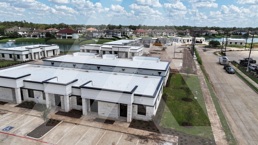 More Photos Of 5501 Cabrera Dr, Sugar Land Office For Lease