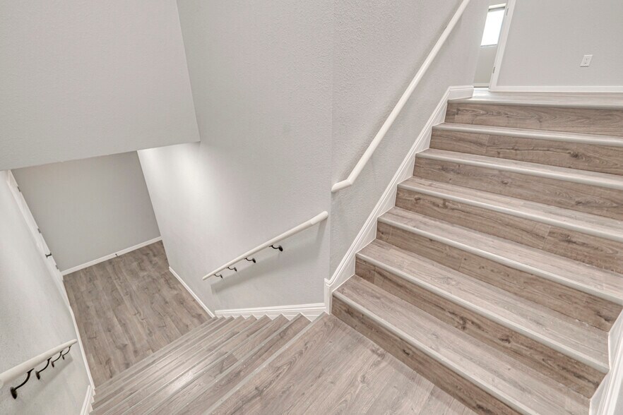 More Photos Of 5268/5450 N FM 866, Odessa Warehouse For Sale