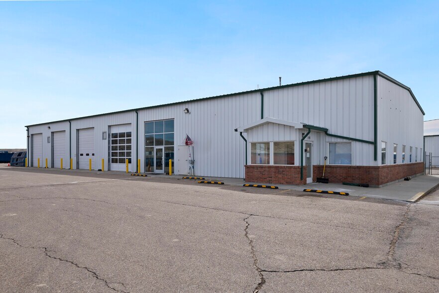 Primary Photo Of 44-46 Wilkins Peak Dr, Rock Springs Warehouse For Sale