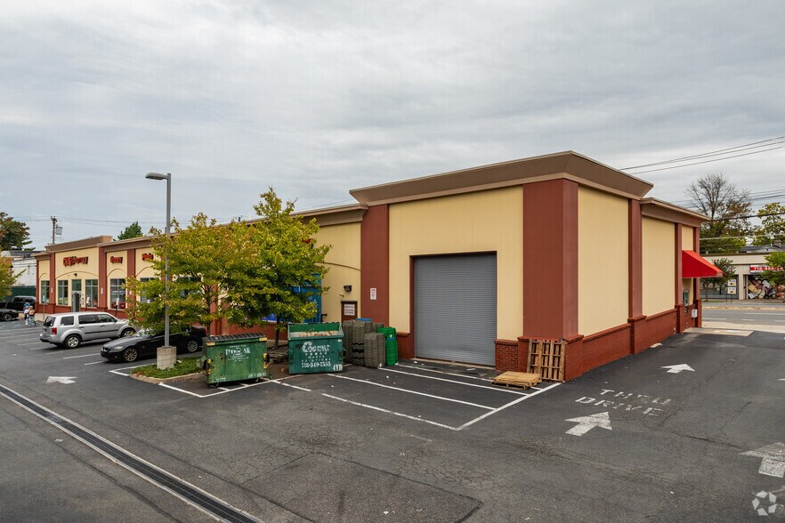 More Photos Of 4051-4055 Hylan Blvd, Staten Island Drugstore For Sale