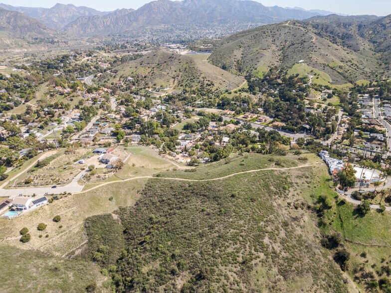 More Photos Of 10131 Johanna Ave, Sunland Land For Sale