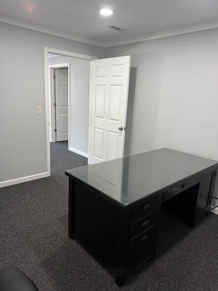 More Photos Of 1160 Topside Rd, Louisville Flex For Lease
