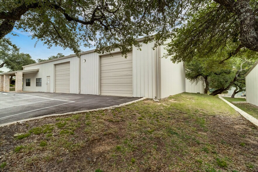 More Photos Of 14101 Hwy 290 W, Austin Unknown For Lease