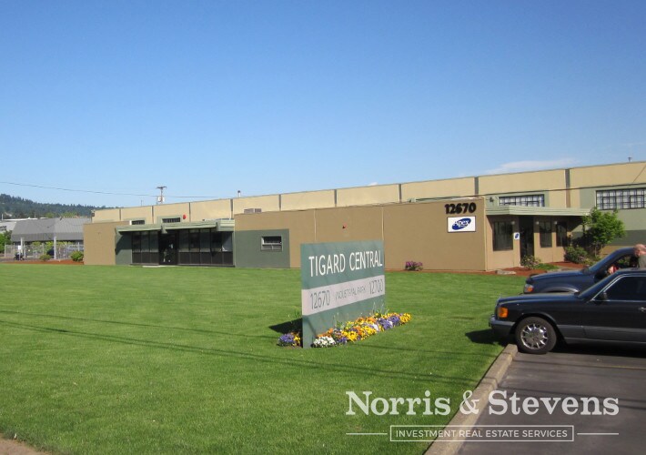 More Photos Of 12700 SW Hall Blvd, Tigard Warehouse For Lease