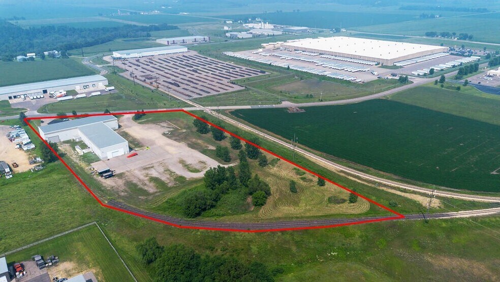 More Photos Of 5414 Packer Dr, Menomonie Manufacturing For Sale