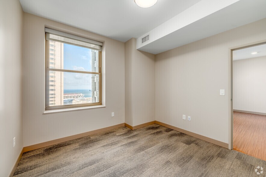 More Photos Of 99 W Saint Clair Ave, Cleveland Apartments For Lease