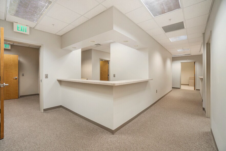 More Photos Of 11600 Atlantis Pl, Alpharetta Medical For Sale