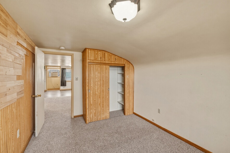 More Photos Of 3450 Mid Valley Dr, De Pere Flex For Sale