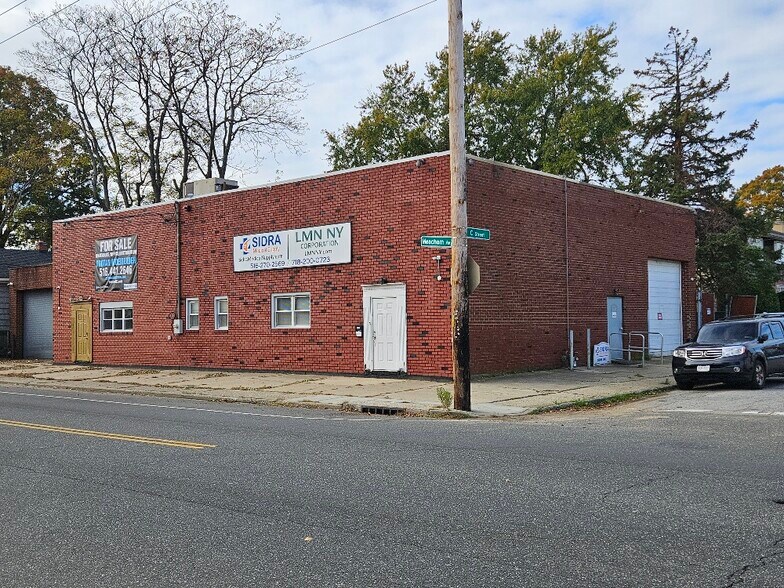 More Photos Of 474 Meacham Ave, Elmont Flex For Sale