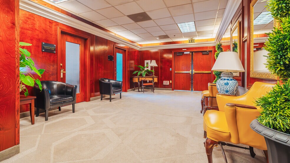 More Photos Of 1060 Fulton St, Fresno Office For Sale