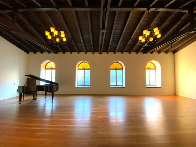 More Photos Of 3630 Telegraph Ave, Oakland Storefront Retail Residential For Sale