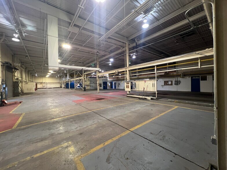 More Photos Of 6515 Steubenville Pike, Pittsburgh Manufacturing For Sale