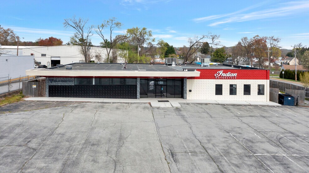 More Photos Of 101 Greenbank Rd, Wilmington Freestanding For Lease