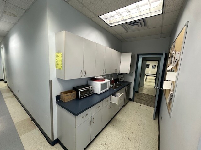 More Photos Of 28507 AB-36, Sunnynook Industrial For Sale