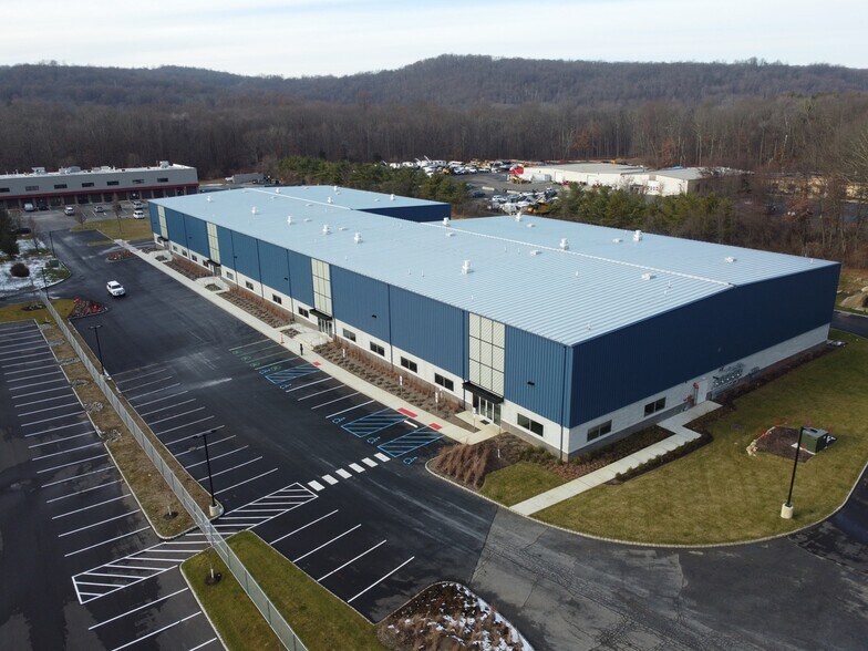 More Photos Of 999 Willow Grove St, Hackettstown Warehouse For Sale