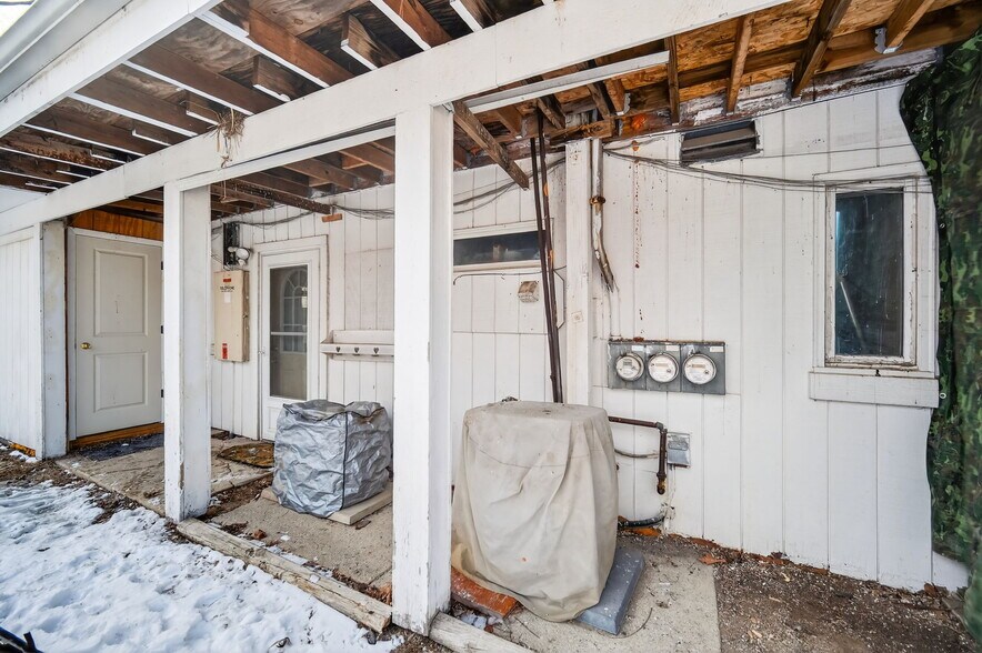 More Photos Of Church St, Winfield General Retail For Sale