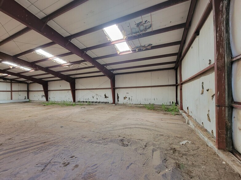 More Photos Of 2984 Sweetwater Pk dr, Garden City Industrial For Lease